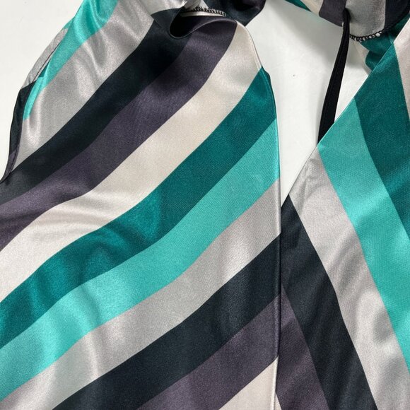 Love Tease Halter Top Chevron Stripes Adjustable Size Medium NWT Small Flaw - Picture 15 of 15